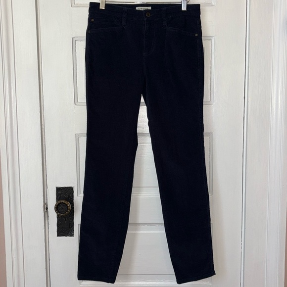 ORVIS STRETCH CORDUROY NATURAL FIT SKINNY LEG PANTS - Picture 2 of 10